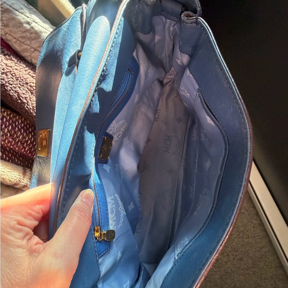 MCM Blue Leather Shoulder Bag - Unbranded - Picture 8 of 15